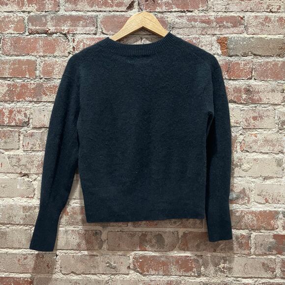 Banana Republic 100% Cashmere Black Sweater Size Small - Picture 5 of 5